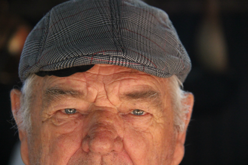 Bernardo Neves, 80 anos, o mais antigo expositor dos 20 anos do festival