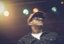 William Love tinha 20 anos; FAROFAFÁ agora tem 15 Foto de Mano Brown, líder dos Racionais MC