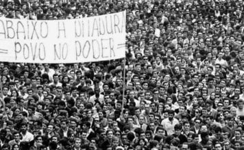 Por que é proibido pisar na grama?