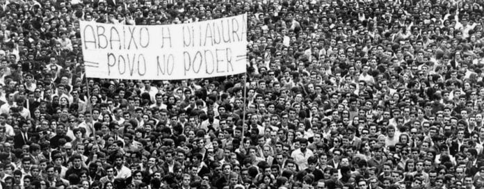 Por que é proibido pisar na grama?