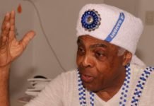 USP concede título de Doutor Honoris Causa a Gilberto Gil