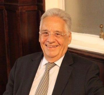FHC usa Lei Rouanet para pagar aguarrás e papel almaço