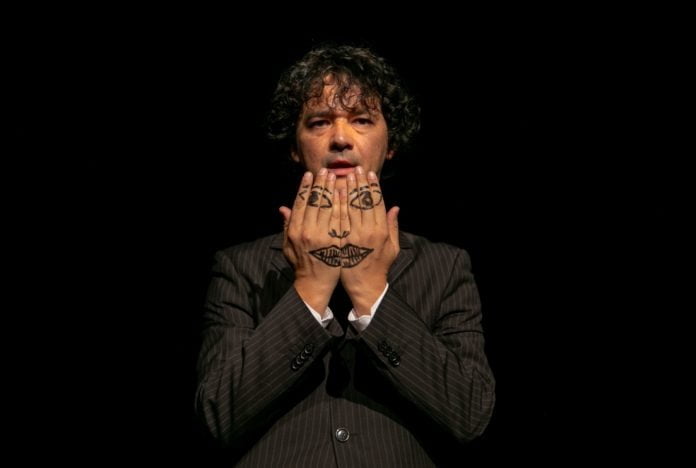 Galo Índio, na Oficina Oswald de Andrade