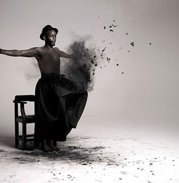 As comunidades imaginadas do Sesc Videobrasil Sesc_Videobrasil: Mohau Modisakeng, sul-africano, realiza performance inspirada em imagens de Marc Ferréz de 1882