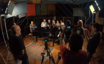 Os pequenos segredos O diretor André Barcinski reúne integrantes das bandas de pop "gringo" dos anos 1970.