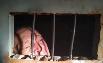 Oito odiados numa noite imunda Cena final da peça Barrela