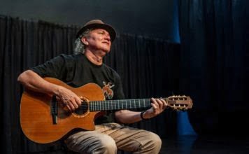 Gildomar Marinho apresenta inéditas em show em São Luís O cantor e compositor Gildomar Marinho. Foto: Rômulo Santos