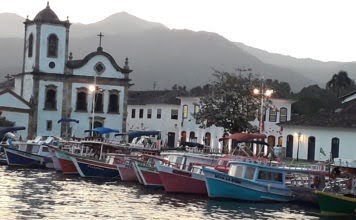Governo Bolsonaro boicota título mundial a Paraty Paraty sofre boicote de Bolsonaro - Foto de Jotabê Medeiros