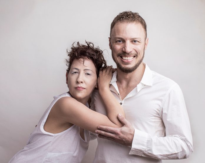 Ligiana mostra sessão de gravação de “EVA (Errante Voz Ativa)” Ligiana Costa e o produtor Dan Maia. Foto: José de Holanda