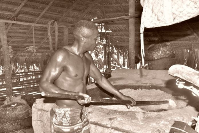 Exposições e atividades marcam Semana da Consciência Negra no CCMP Uma das imagens de "Quilombo: resistência!". Roberto Sobrinho. Reprodução