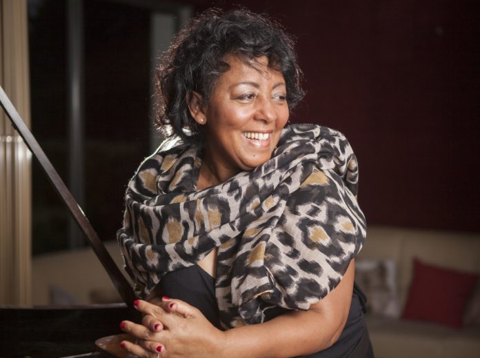 O encontro de veludo de Evinha e Guilherme Arantes Evinha