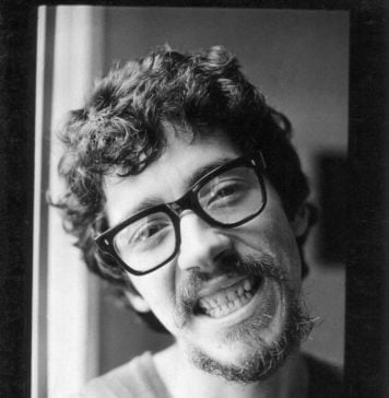 Ed Motta é um ignorante Raulzito por Dan Dickason