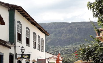 MEI artistas: Senado e Câmara prometem derrubar resolução de Bolsonaro Aprós pressão da classe artística, Congresso e Justiça prometem derrubar resolução de Bolsonaro que exclui do MEI artistas de todo o País.