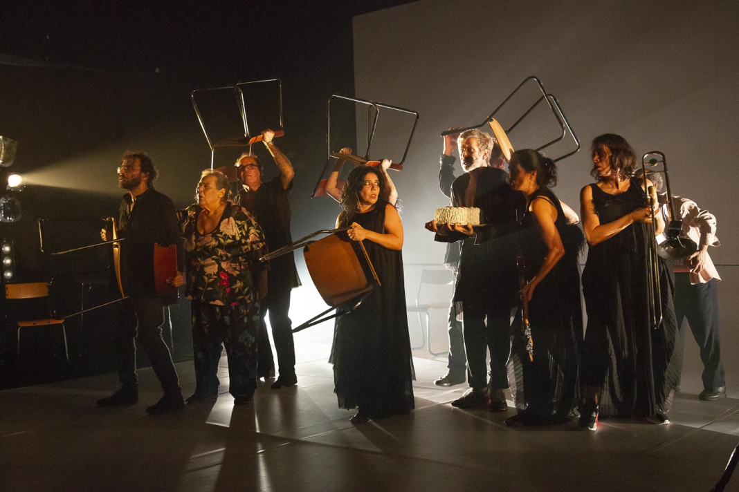 A peça Outros, do Grupo Galpão, no Itaú Cultural