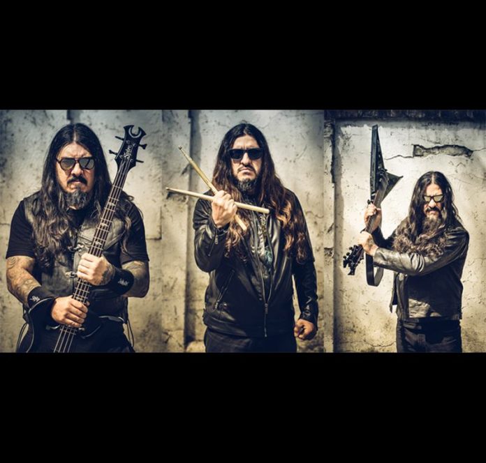 Krisiun na ilha antes de mais um giro pela Europa Foto: divulgação