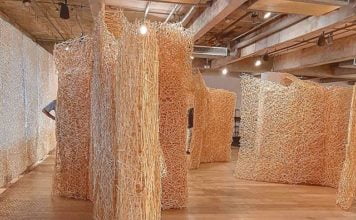 Exposição Construção, de Tadashi Kawamata