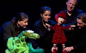 Os 30 anos da Cia Truks A BRUXINHA , da Cia Truks