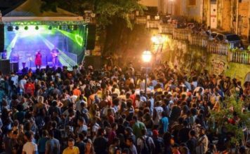 No Maranhão, atividades são suspensas para conter avanço do coronavírus A "massa regueira" se espraia pela Praça do Reggae e ruas da Estrela e de Nazaré, na Praia Grande, na Quinta do Reggae. Foto: Acervo Museu do Reggae
