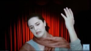 Teatro na quarentena: Isadora Petrin interpreta Julieta, de Shakespeare