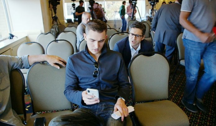 Depois da Verdade, Desinformação e o Custo das Fake News Depois da Verdade, Desinformação e o Custo das Fake News