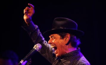 Ator de ‘Bacurau’, Rodger Rogério tem alta da Covid-19