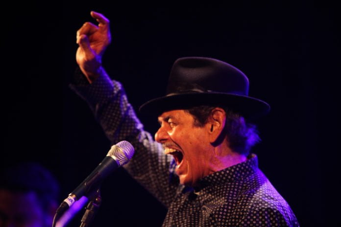 Ator de ‘Bacurau’, Rodger Rogério tem alta da Covid-19