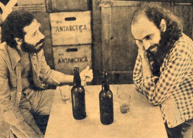 Bosco & Blanc conversando no bar, nos anos 1970