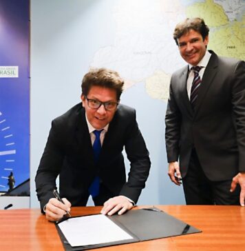 Governo Bolsonaro diz que vai pagar dívidas da Cinemateca Mario Frias e Marcelo Alvaro Antonio