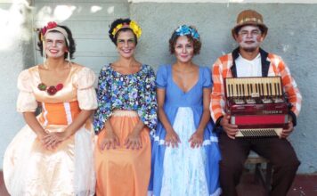 Espetáculo do Xama Teatro integra programação do Arte como Respiro O elenco de "A carroça é nossa". Foto: divulgação