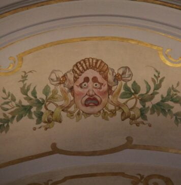 Representação pede suspensão de edital do Theatro Municipal de SP