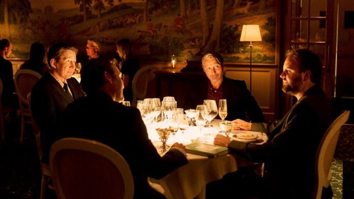 Druk, mais uma dose Cena de "Druk", filme de Thomas Vinterberg