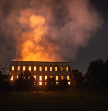UFRJ repudia intenção de chanceler de sequestrar Museu Nacional para monarquistas