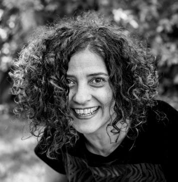 O udigrudi estonteante de Lu Horta A cantora, compositora e percussionista corporal Lu Horta. Foto: divulgação