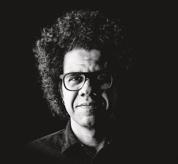 Hamilton de Holanda e “a influência africana na nossa cultura” O bandolinista Hamilton de Holanda. Foto: divulgação