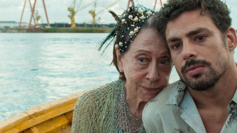 Fernanda Montenegro e Cauã Reymond em "Piedade"