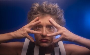 Humor e um pouco de alegria com Cris Braun Cris Braun - foto Henrique Oliveira