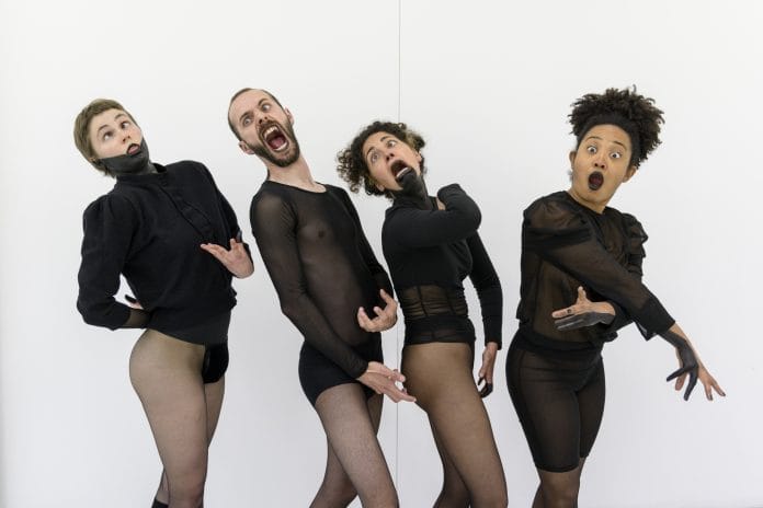 12ª Bienal Sesc de Dança sonha com o desconfinamento Darktraces, de Joana Castro, será apresentado na 12ª Bienal Sesc de Dança