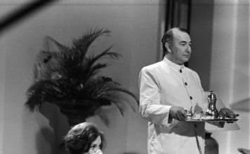 Ator Sérgio Mamberti morre aos 82 anos Sérgio Mamberti interpreta o Personagem Mordomo Eugênio, de Vale Tudo