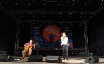 Os afro-sambas e mais de Marcos Sacramento e Zé Paulo Becker O violonista Zé Paulo Becker e o cantor Marcos Sacramento, ontem, no Circuito São Luís do Lençóis Jazz e Blues Festival. Foto: Guta Amabile