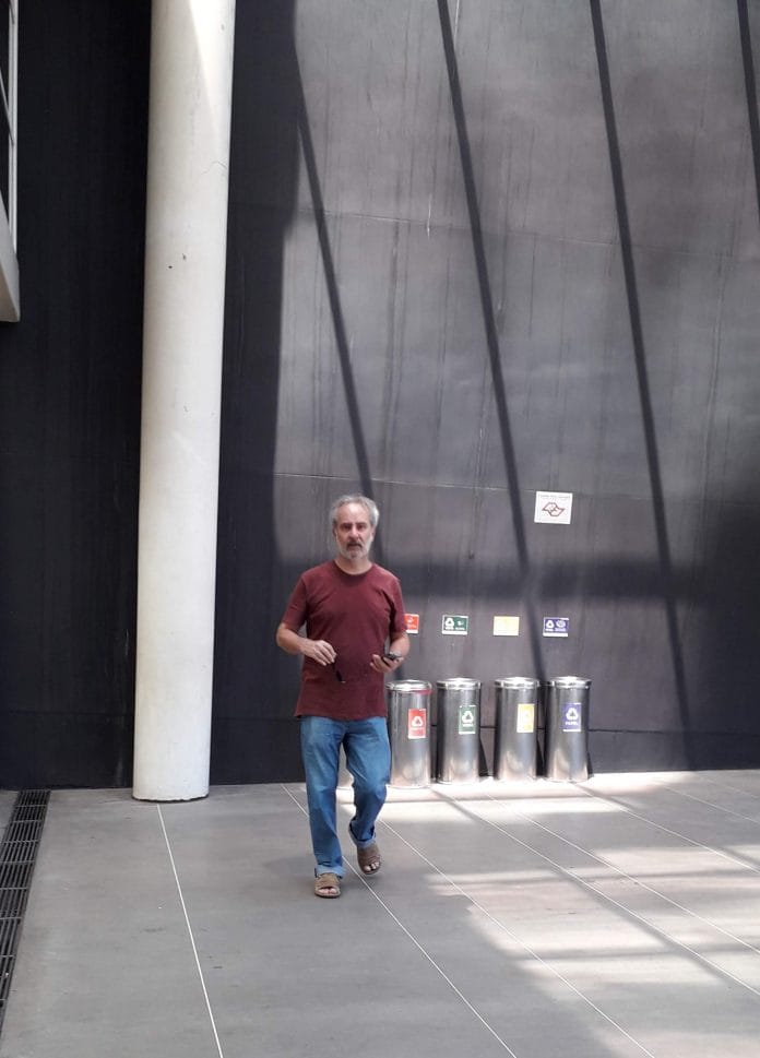 A faca de três gumes de Ademir Assunção