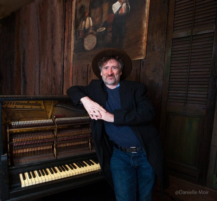 Uma entrevista com Jon Cleary, o pianista que conhece todos os temperos