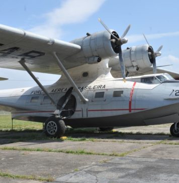 Iphan tomba dois aviões de guerra