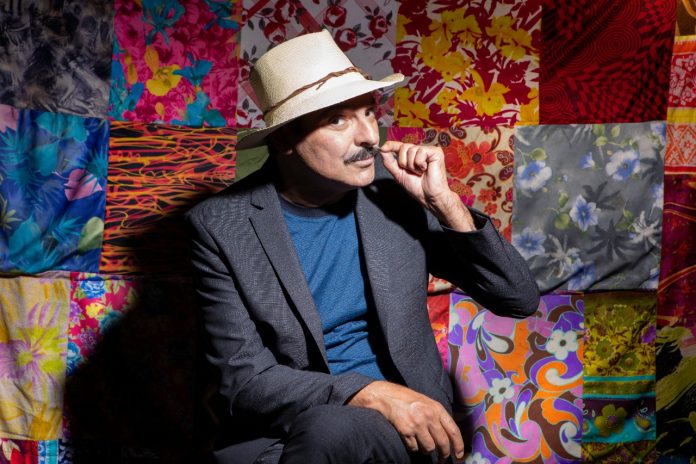 O forró do plural Ortinho O cantor e compositor Ortinho. Foto: Isabela Martini. Divulgação