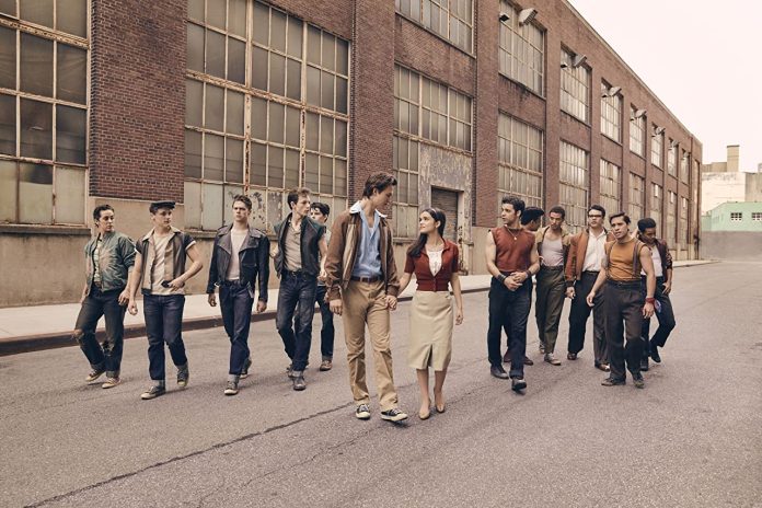 ‘West Side Story’, de Spielberg, corrige erros do filme de 1961 Cena de West Side Story, na versão 2021 de Steven Spielberg