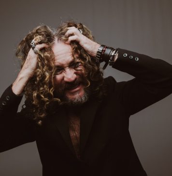 Silvério Pessoa encara o amor banhado de sangue Silvério Pessoa - foto Sidarta