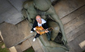 As releituras originais de Fernando Salem O cantor e compositor Fernando Salem. Foto: Paulo Rapoport. Divulgação