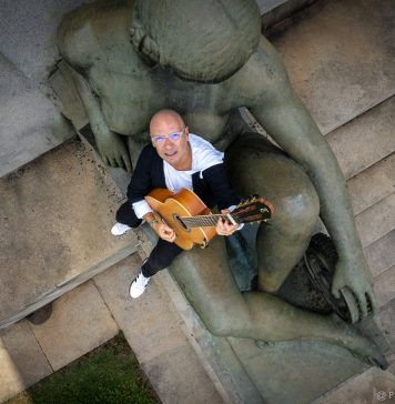 As releituras originais de Fernando Salem O cantor e compositor Fernando Salem. Foto: Paulo Rapoport. Divulgação