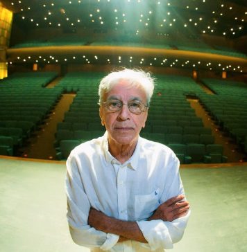 Caetano estreia o show ‘Meu Coco’. Leia texto inédito do cantor