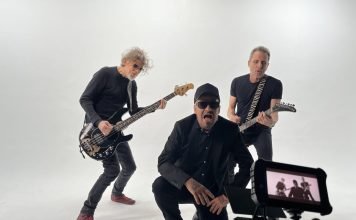 Titãs fazem de conta que estão “contra tudo isto que está aí” no single “Caos” Titãs