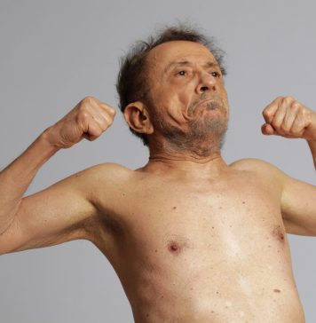 Tom Zé procura na linguagem a “terra sem mal” brasileira Tom Zé